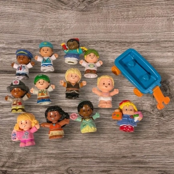 Fisher-Price Other - Fisher Price Little People Disney Moana Tiana Firefighter African American Lot